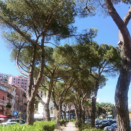 Royal Elide Apartamento La Spezia